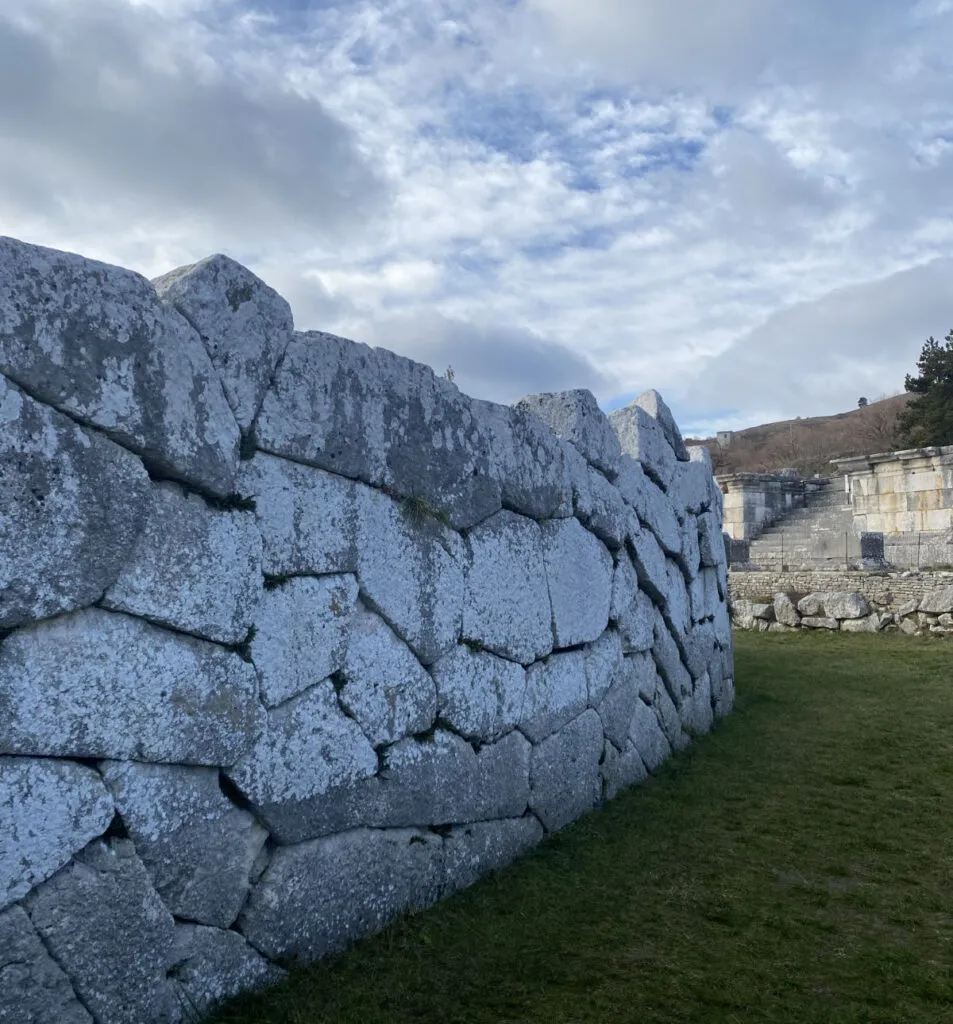 Italic sanctuary of Pietrabbondante – view of the polygonal wall