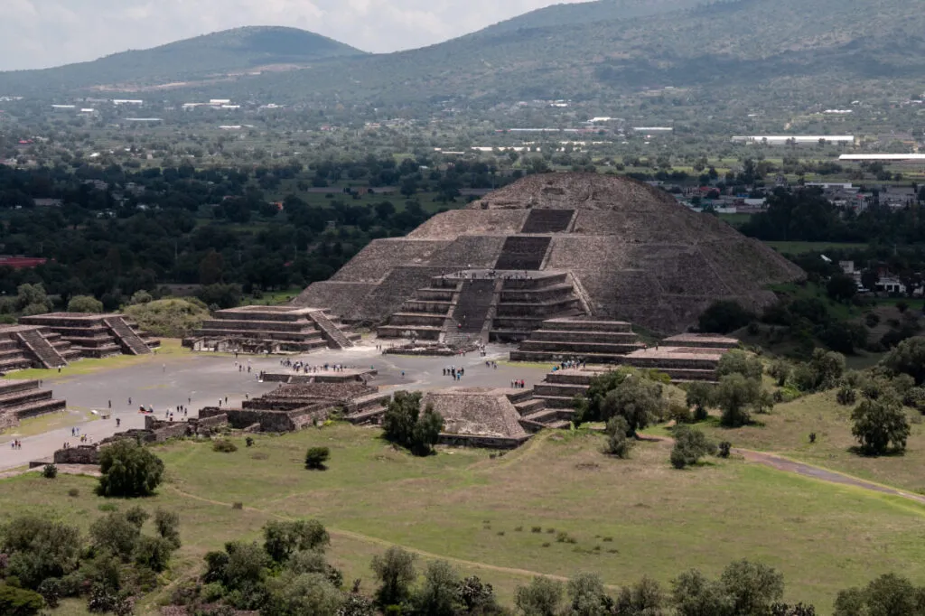 Piramide della Luna a Teotihuacan, Messico
